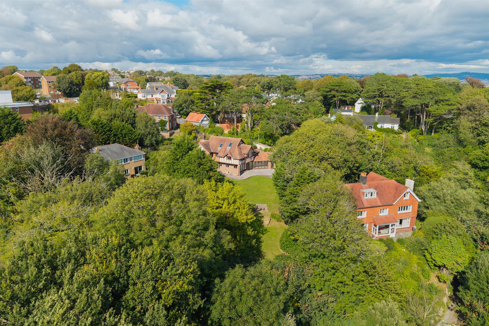 Grovewood, Groves Avenue, Langland, Swansea, SA3 4QF
